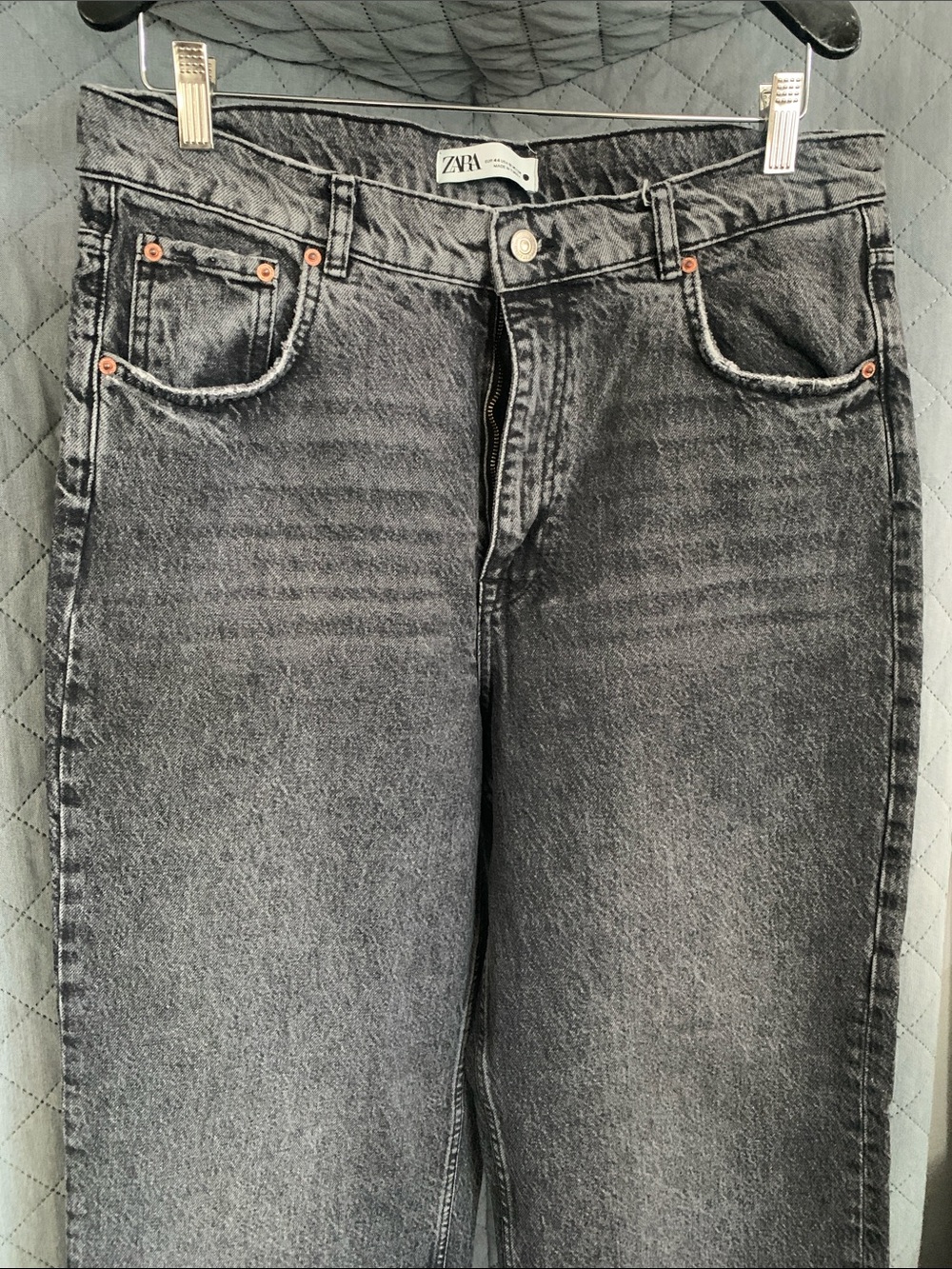 #536 Zara Faded Black Straight Jeans
